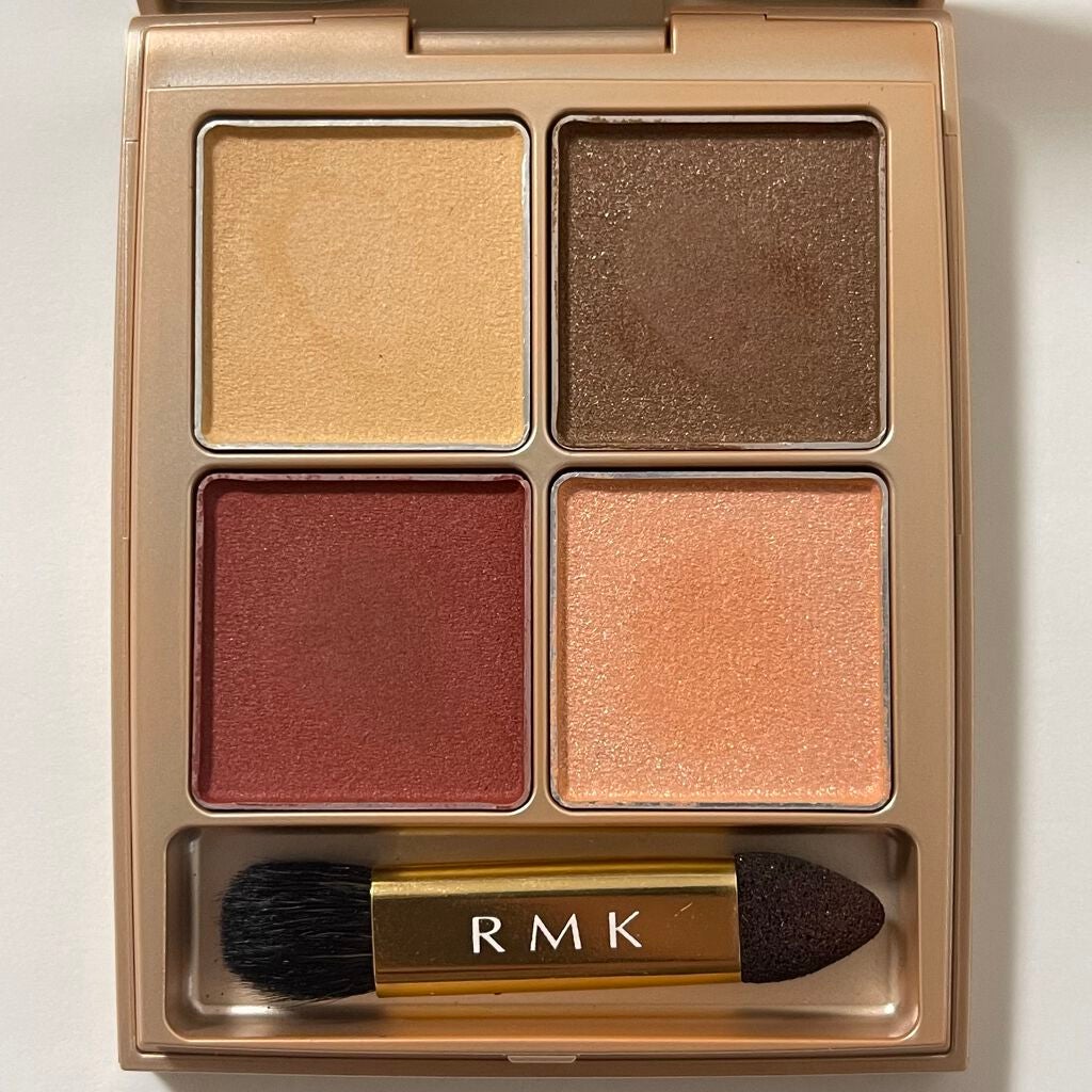 ローズウッドデイドリーム 4アイズ /RMK/アイシャドウパレットを使ったクチコミ(2枚目)