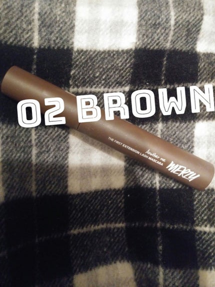 MERZY THE FIRST EXTENSION LASH MASCARAのクチコミ「Qoo10で購入しました。
ブラシが今まで使用したことの無いブラシで最初はダマになりましたが、.....」(1枚目)
