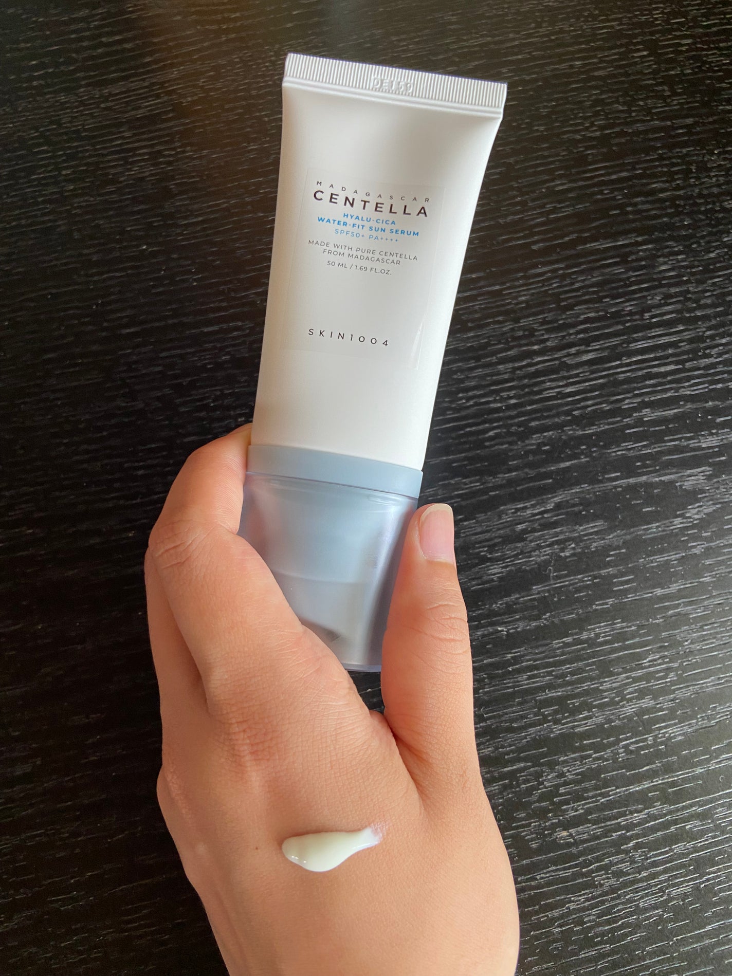 ヒアルーシカ ウォーターフィット サンセラム/SKIN1004/日焼け止めローションを使ったクチコミ(2枚目)