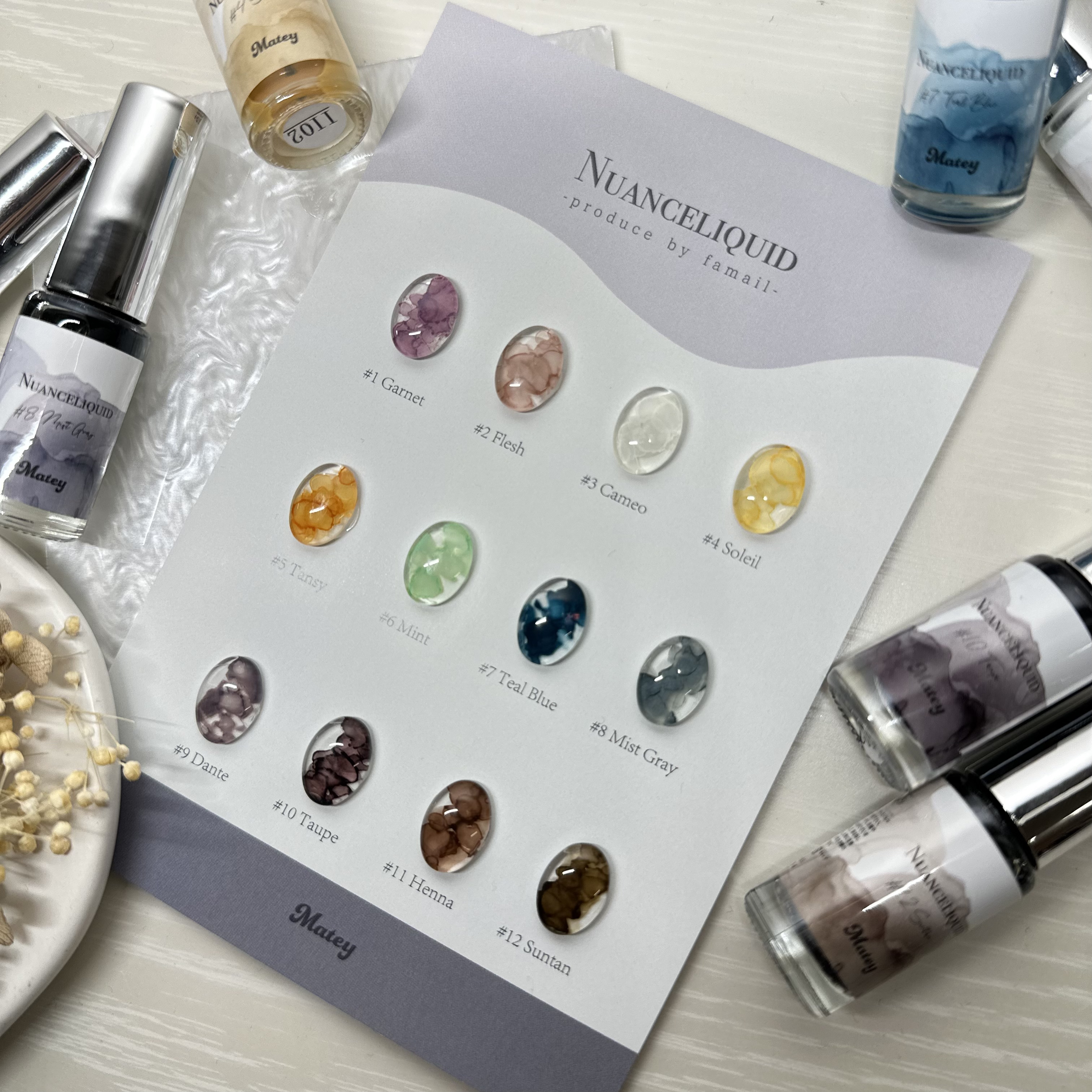 #ネイル,#ジェルネイル,#セルフネイル,#マグネットネイル,#ドロップネイル,#秋ネイル,#秋カラーネイル,#秋色ネイル,#ショートネイル,#ママネイル,#ワンカラーネイル,#くすみカラーネイル,#大人かわいいネイル,#上品ネイルのネイルデザイン