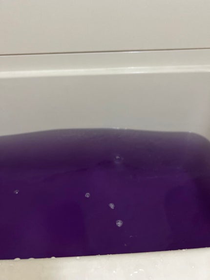 クナイプ バスソルト サンダルウッドの香り/クナイプ/無機塩系入浴剤を使ったクチコミ(4枚目)