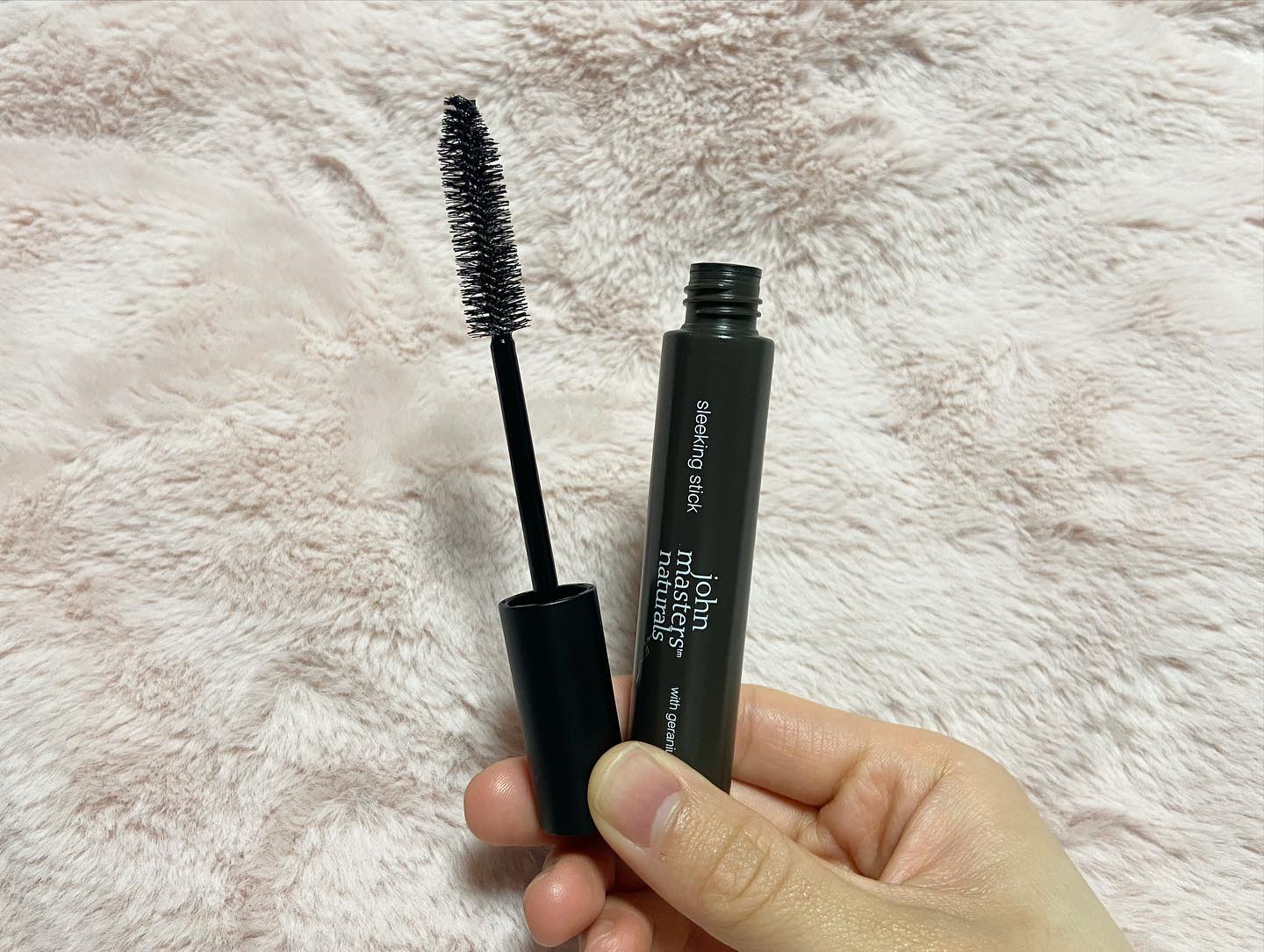 john masters organics スリーキングスティックのクチコミ「❤️ジョンマスタースティックスタイリング剤❤️
.
.
jhon masters natura.....」（3枚目）