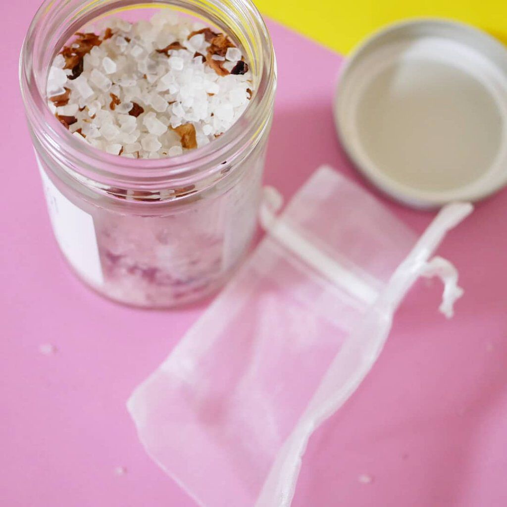 ボタニカルバスソルト（グリーンアップル＆ローズ）/BOTANIST/入浴剤を使ったクチコミ（2枚目）