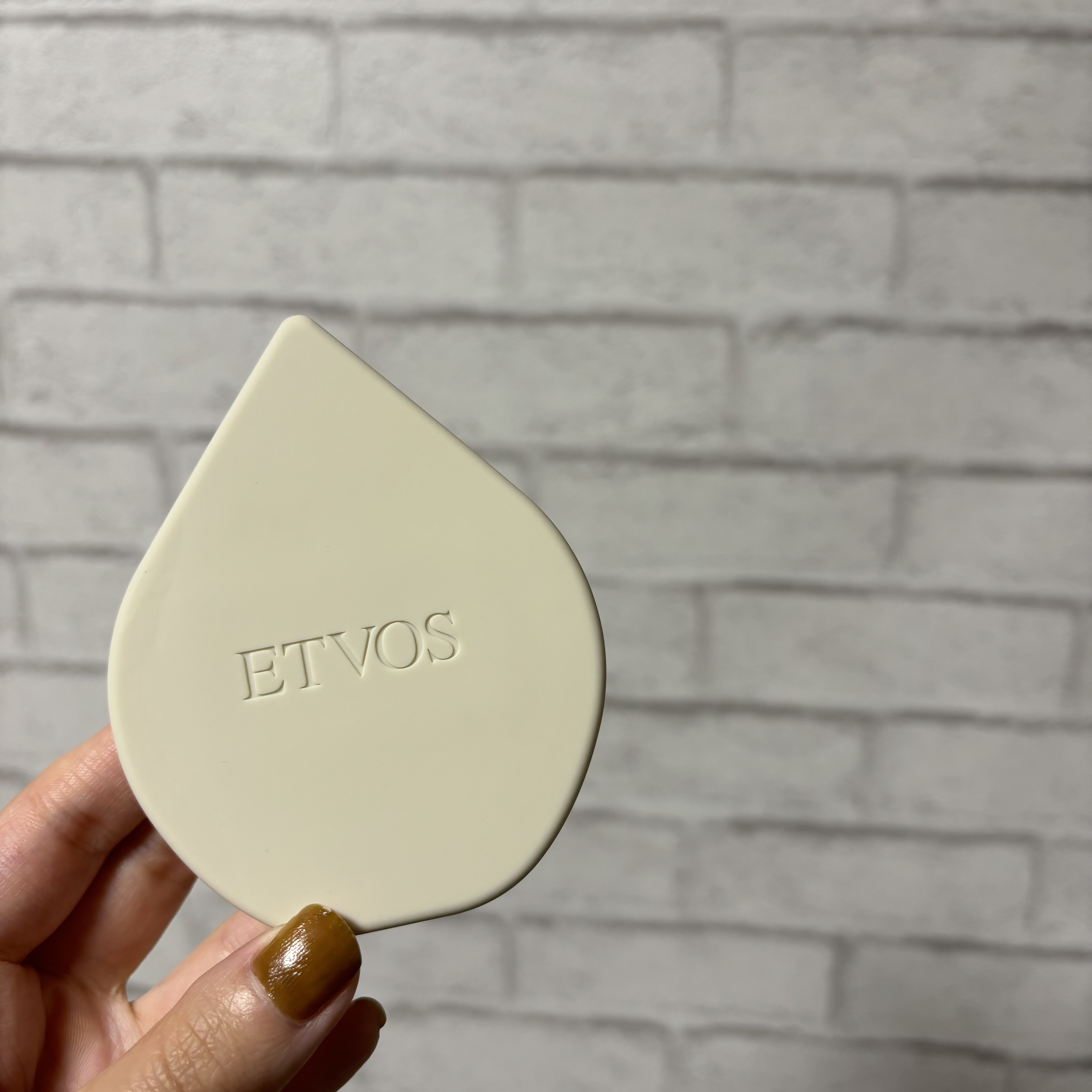 リラクシングマッサージブラシ/エトヴォス/スカルプブラシを使ったクチコミ（1枚目）