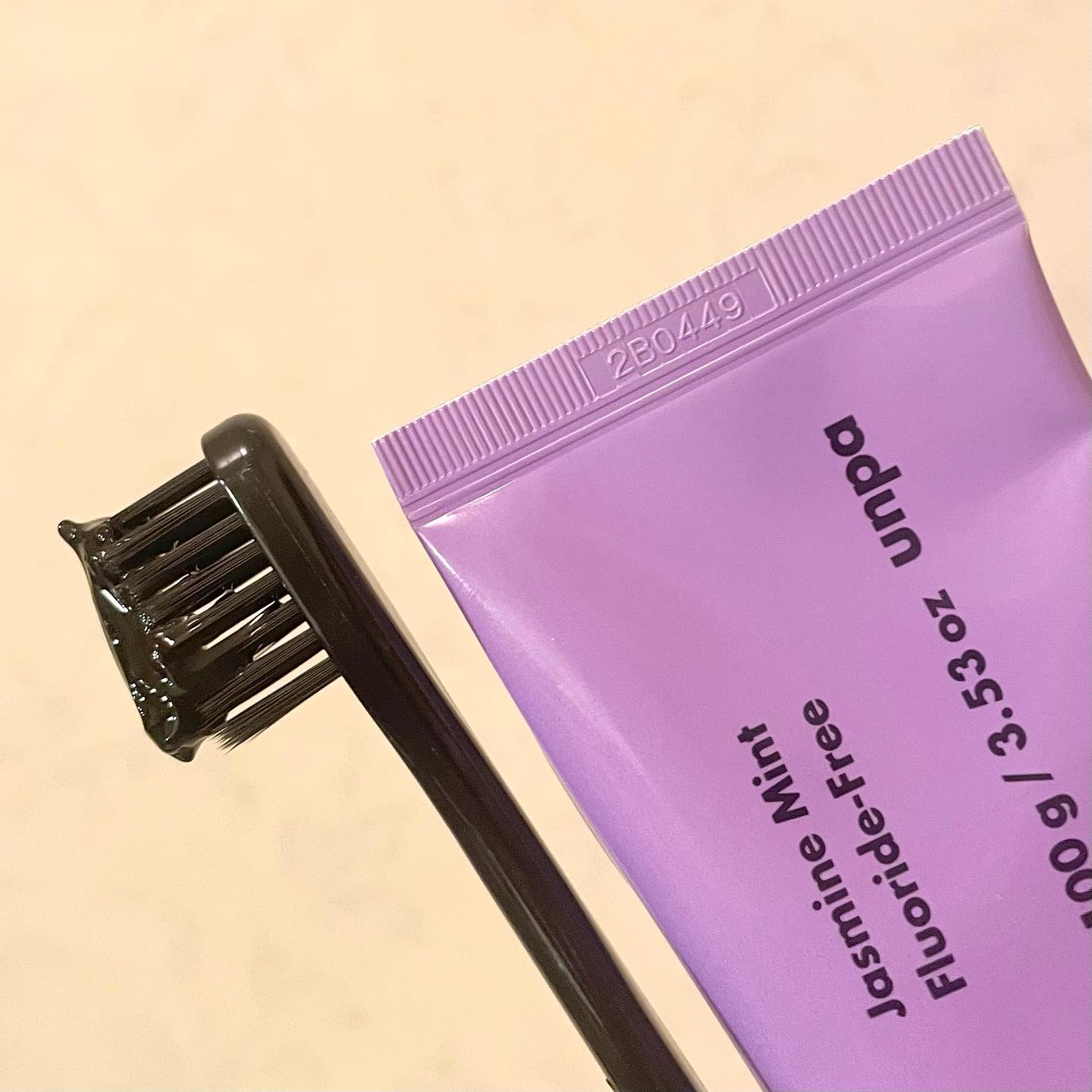 Cha Cha Charcoal Jasmin Mint Toothpaste/chacha/歯磨き粉を使ったクチコミ（2枚目）