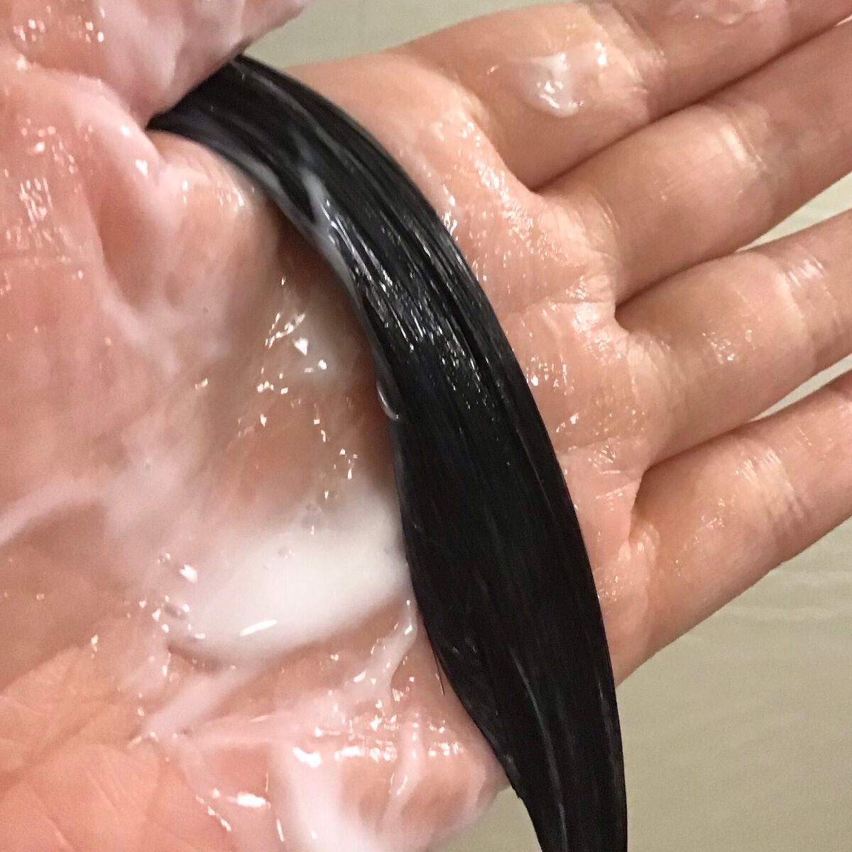 リラックス ミッドナイトリペア シャンプー/ヘアトリートメント (ストレート&グロス)/Je l'aime/市販シャンプーを使ったクチコミ(5枚目)