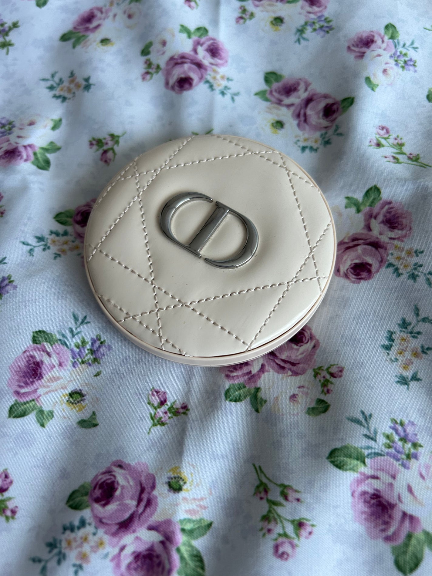 ディオールスキン フォーエヴァー クチュール ルミナイザー/Dior/プレストパウダーを使ったクチコミ(1枚目)