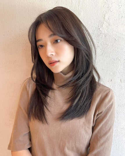 HARUNA on LIPS 「さらっとスタイリングできる!レイヤースタイルです🩷#レイヤーカ..」(4枚目)