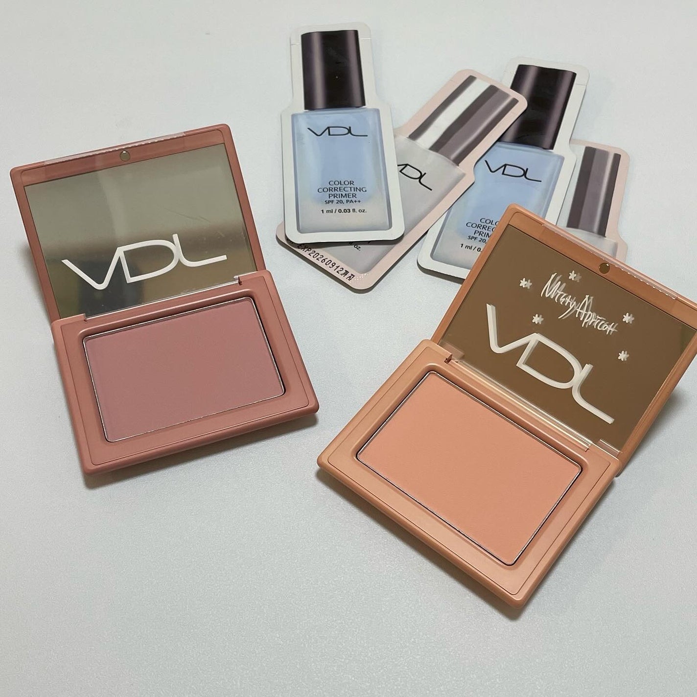 チークステイン ブラッシャー/VDL/パウダーチークを使ったクチコミ(2枚目)