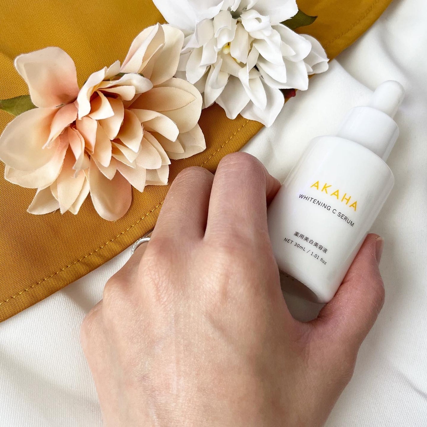 薬用ホワイトニング Cセラム/AKAHA/美容液を使ったクチコミ(5枚目)