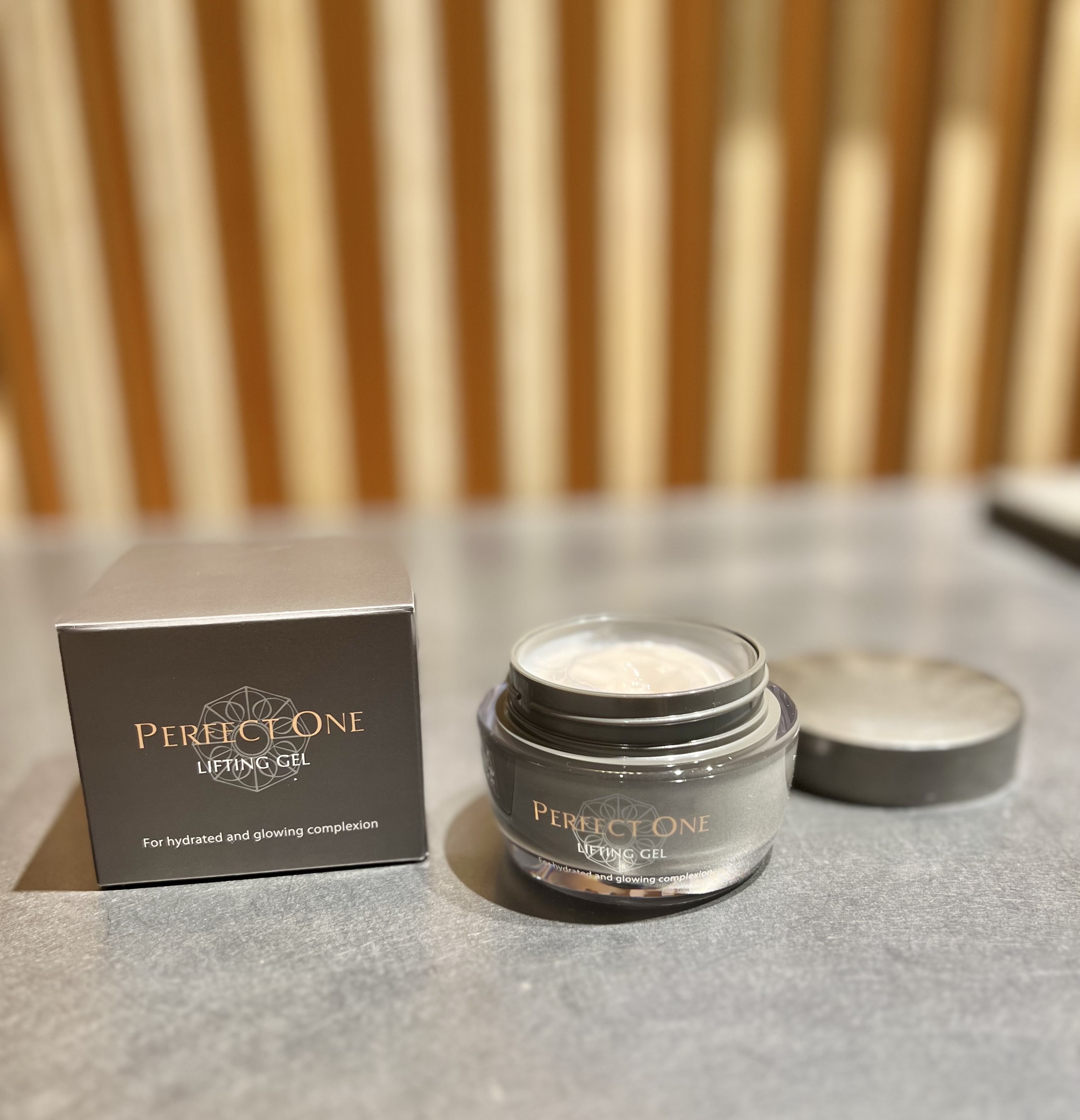 パーフェクトワン リフティングジェル/パーフェクトワン/オールインワン化粧品を使ったクチコミ（1枚目）