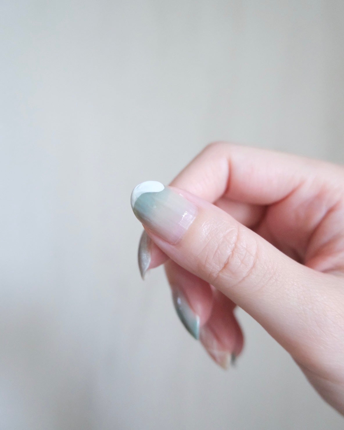 カラフルネイルズ/キャンメイク/マニキュアを使ったクチコミ(3枚目)