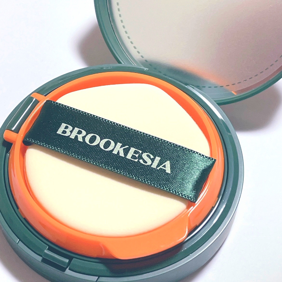 スキンエンハンサー コンパクト クッション (マット)/BROOKESIA/クッションファンデーションを使ったクチコミ（2枚目）