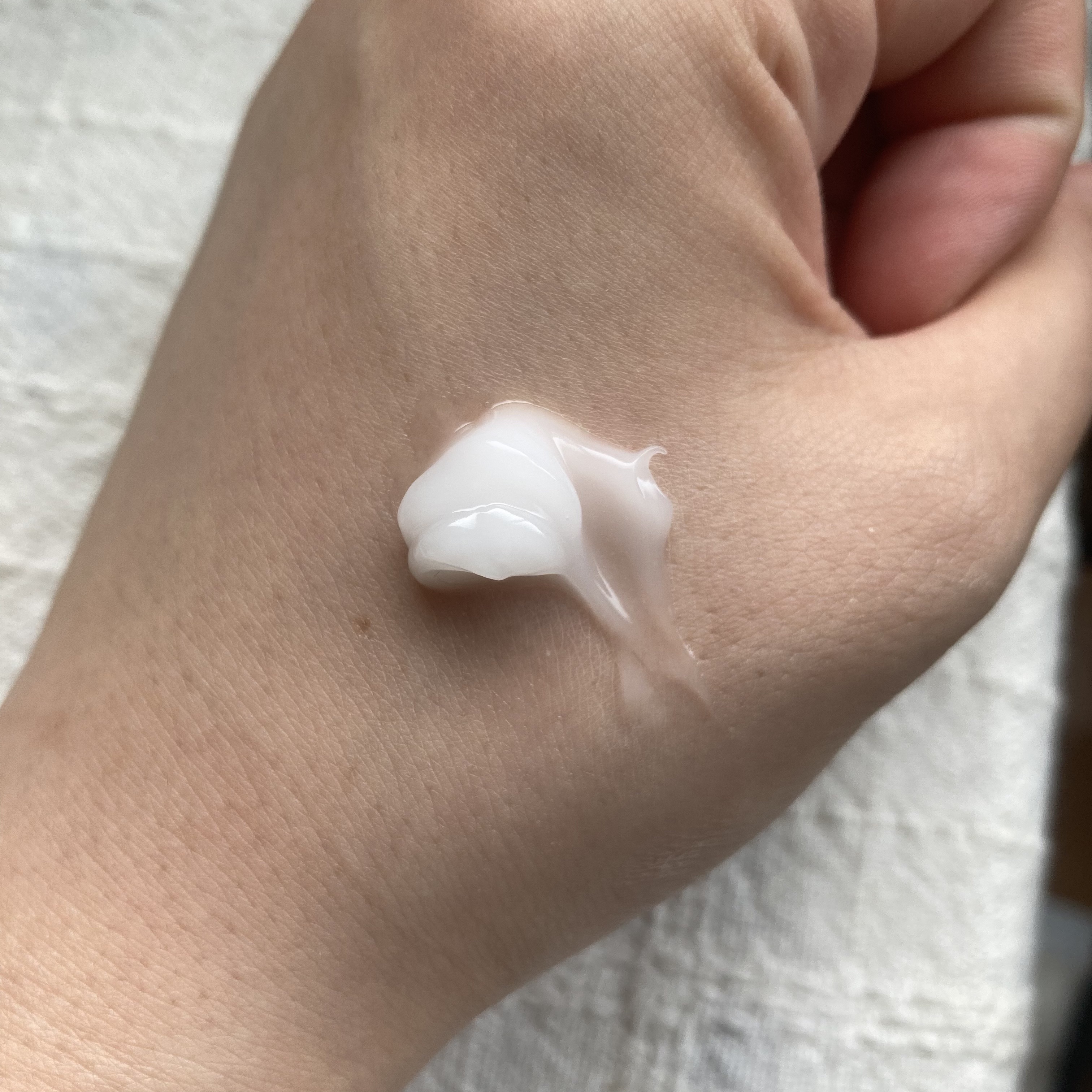 ナイアシンアミド5% ソリューション モイスチャークリーム/PETERANDLABS/フェイスクリームを使ったクチコミ（3枚目）