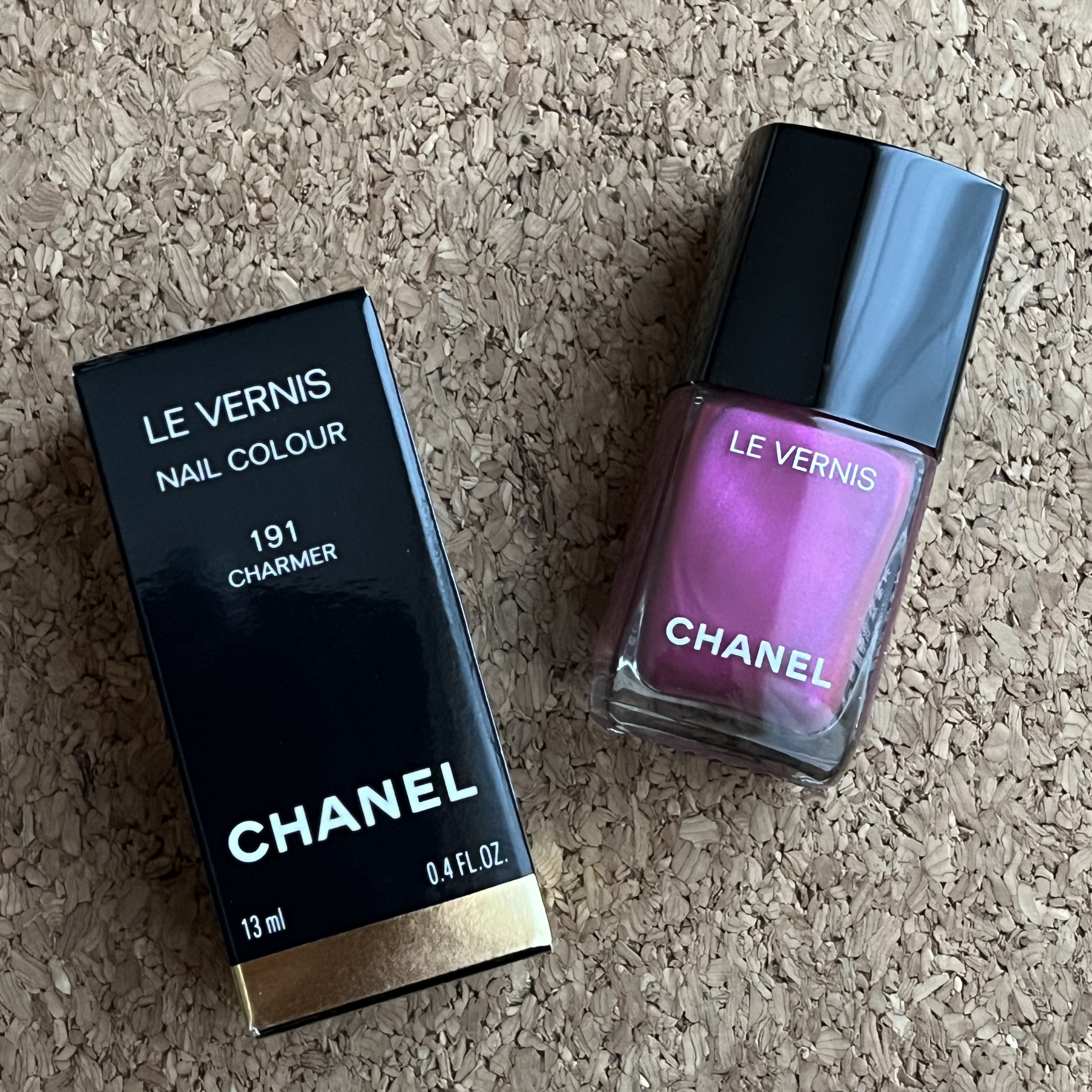 ヴェルニ 191/CHANEL/マニキュアを使ったクチコミ（2枚目）