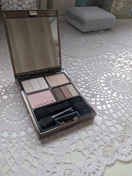 スリーディメンショナルアイズ/LUNASOL/アイシャドウパレットを使ったクチコミ(1枚目)