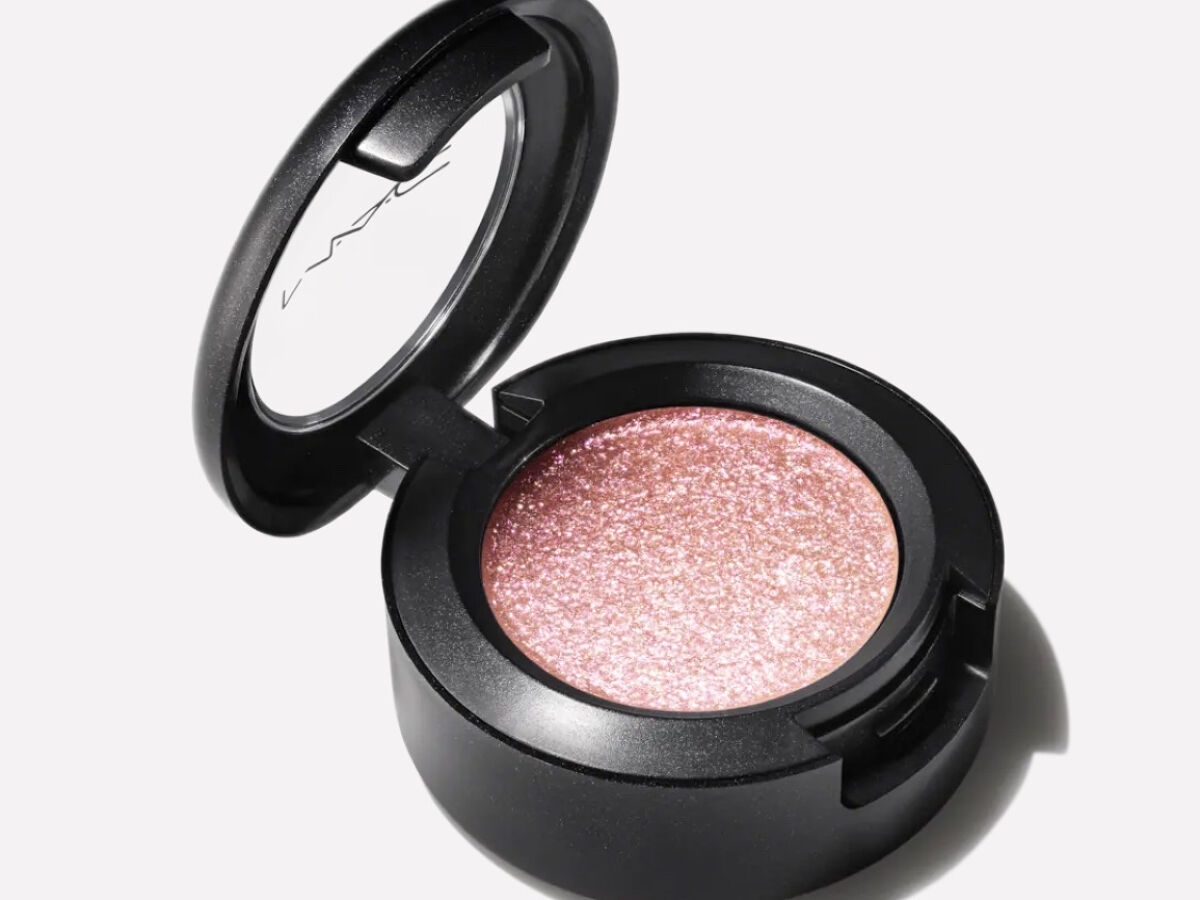 ダズルシャドウ/M・A・C/単色アイシャドウを使ったクチコミ（1枚目）