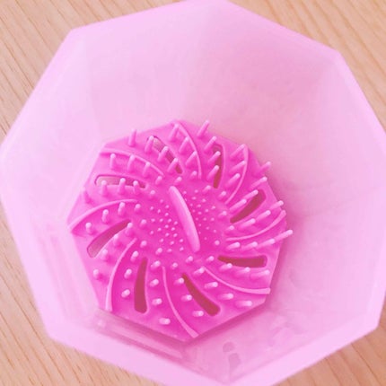 メイクブラシクリーナー/DAISO/その他化粧小物を使ったクチコミ(2枚目)