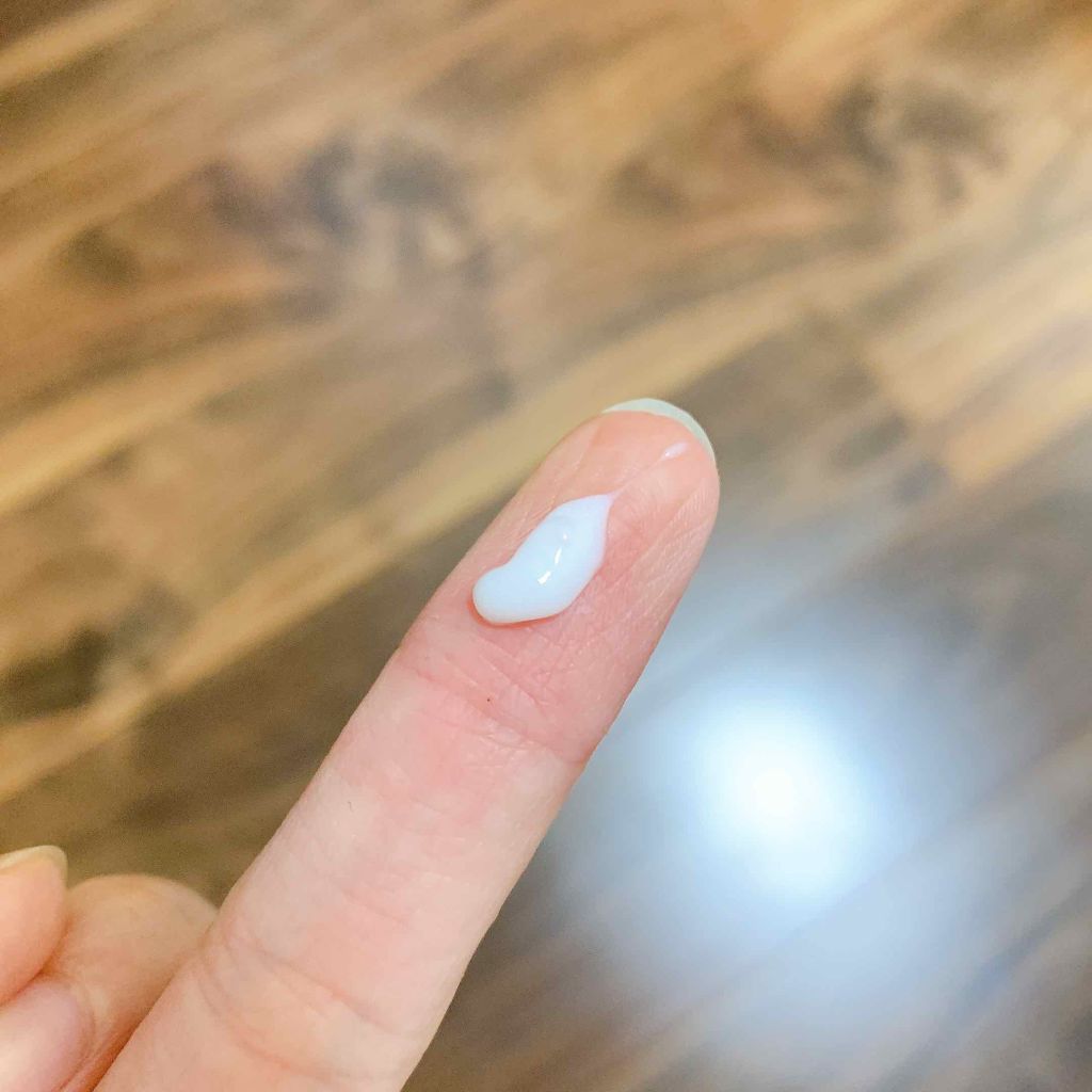 純白専科 すっぴん白雪美容液(専科 薬用美白クリーム)/SENKA(専科)/美容液を使ったクチコミ(3枚目)