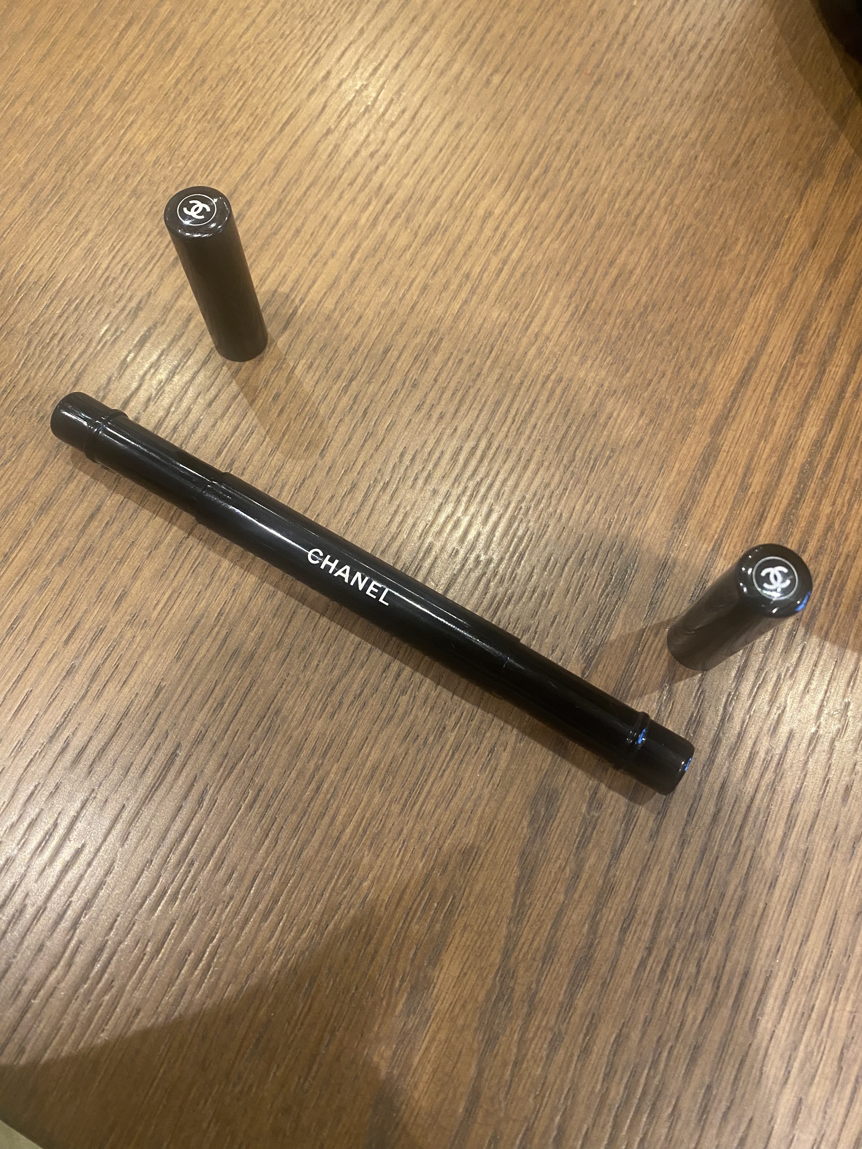 パンソー デュオ コントゥール/CHANEL/メイクブラシを使ったクチコミ（2枚目）