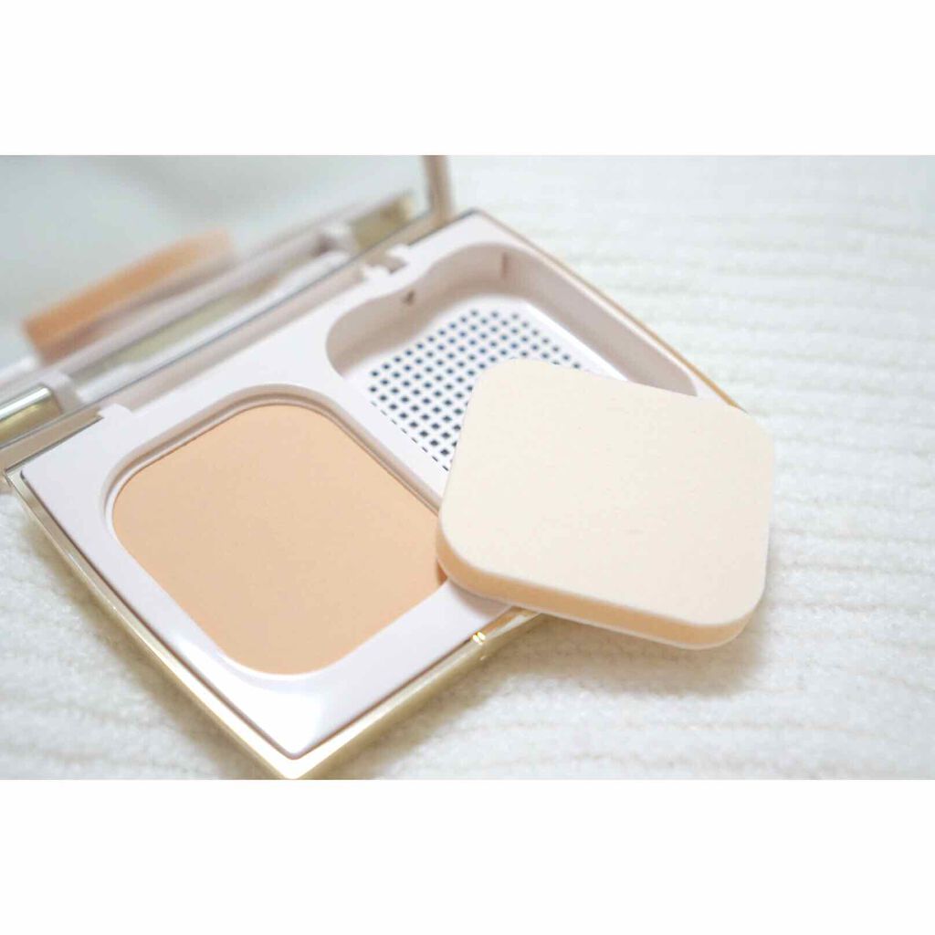 シルキー フィット/COVERMARK/パウダーファンデーションを使ったクチコミ(2枚目)