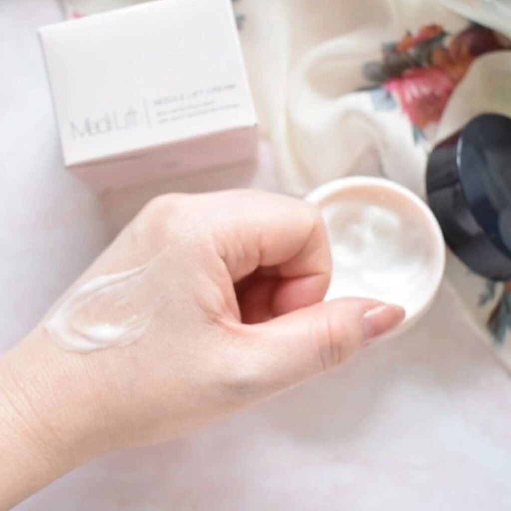 メディリフト ニードルリフトクリーム/YA-MAN TOKYO JAPAN/フェイスクリームを使ったクチコミ(5枚目)