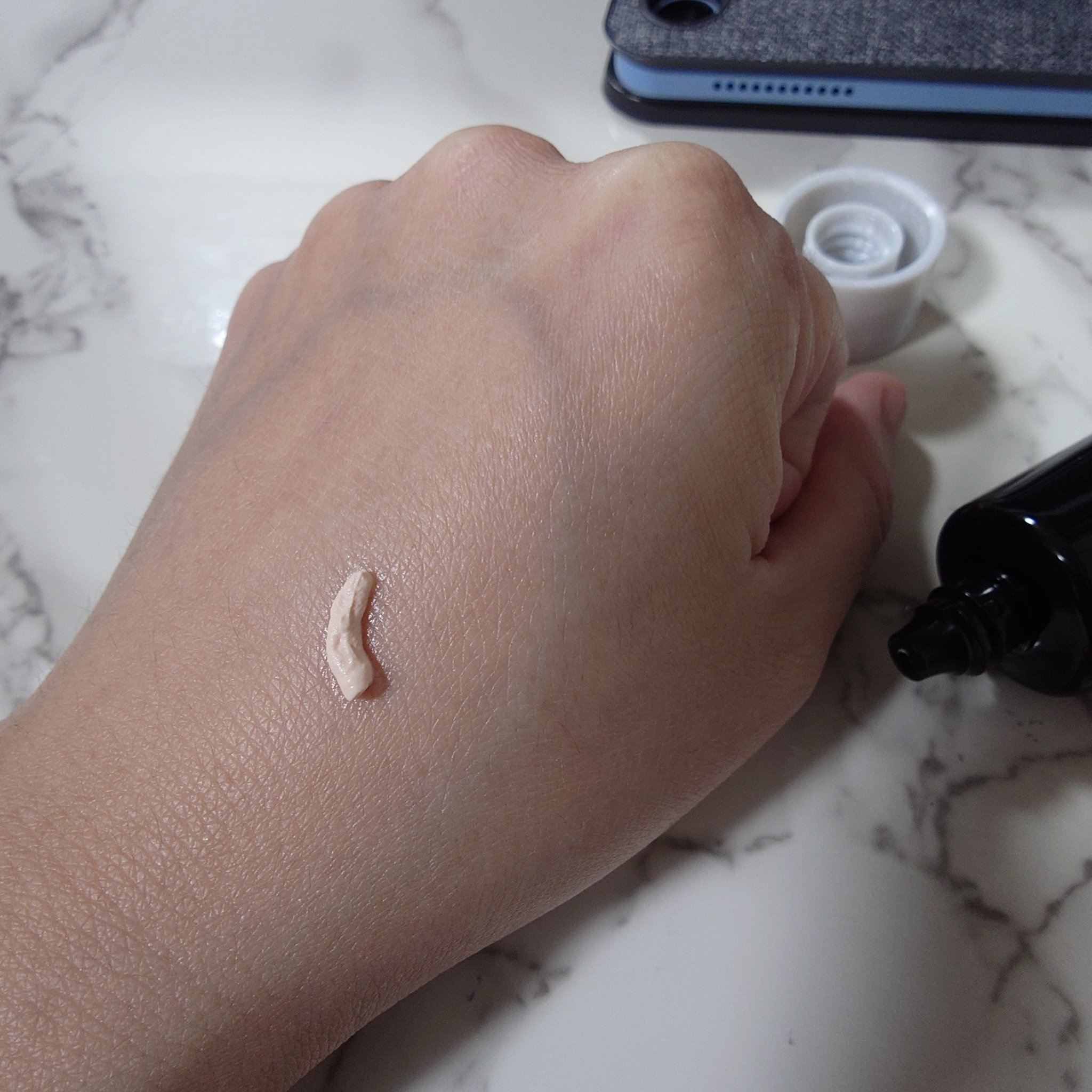 サナ 毛穴パテ職人 クッションブースター下地/毛穴パテ職人/化粧下地を使ったクチコミ（2枚目）