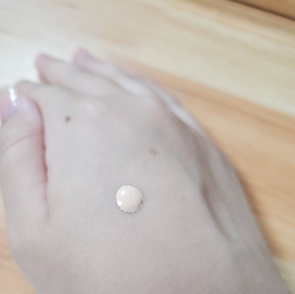 シルキーステイファンデーション/HERA/リキッドファンデーションを使ったクチコミ（2枚目）