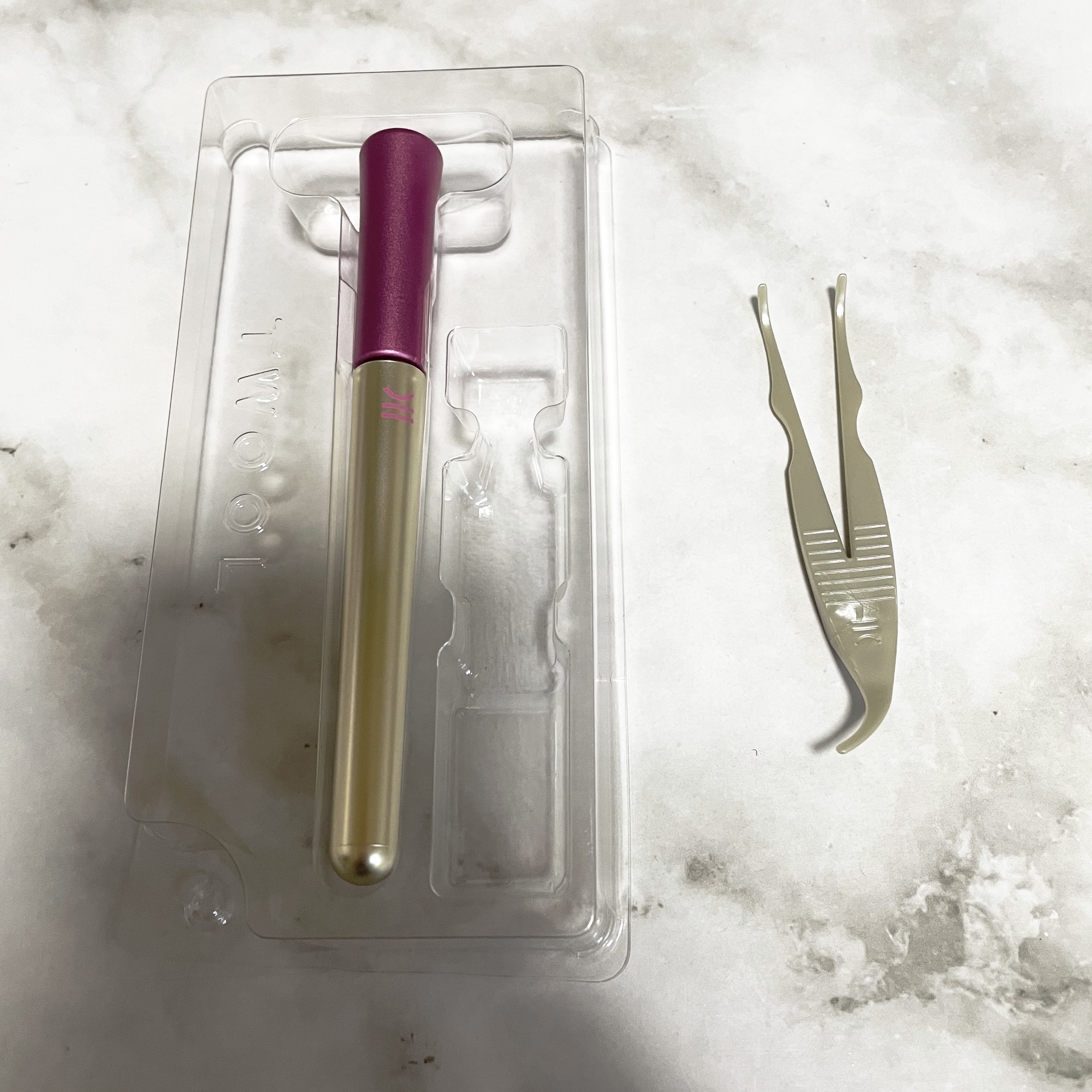 TWOOL ダブルアイリッドグルー/SHOBIDO/二重まぶた用アイテムを使ったクチコミ（3枚目）