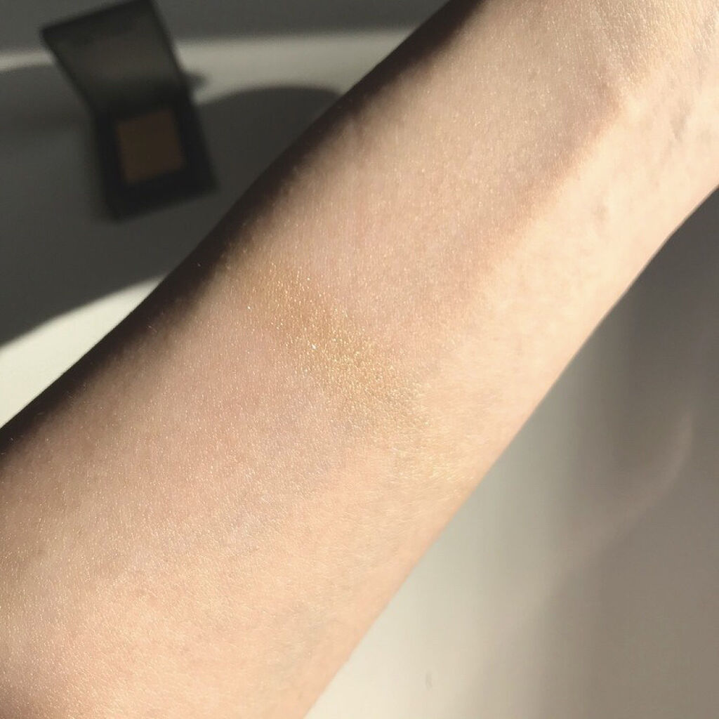 セルヴォーク ヴォランタリー アイズ/Celvoke/単色アイシャドウを使ったクチコミ（2枚目）