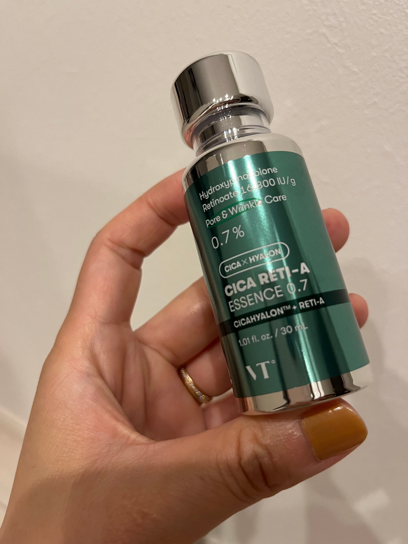 candy3ks on LIPS 「⚪️VTcosmeticsシカレチAエッセンス0.7シカレチA..」(2枚目)