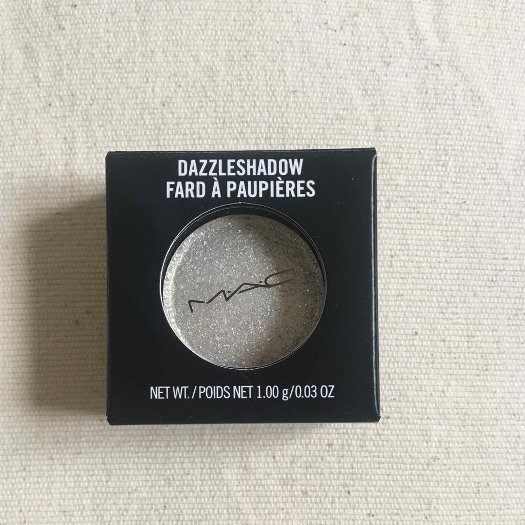ダズルシャドウ/M・A・C/単色アイシャドウを使ったクチコミ(1枚目)