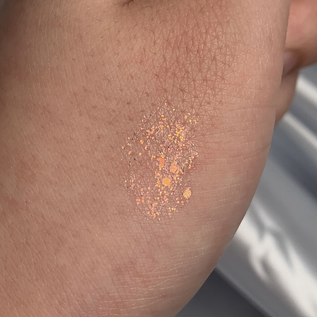 フェアリージュエルアイグリッター/Milk Touch/グリッターを使ったクチコミ（2枚目）