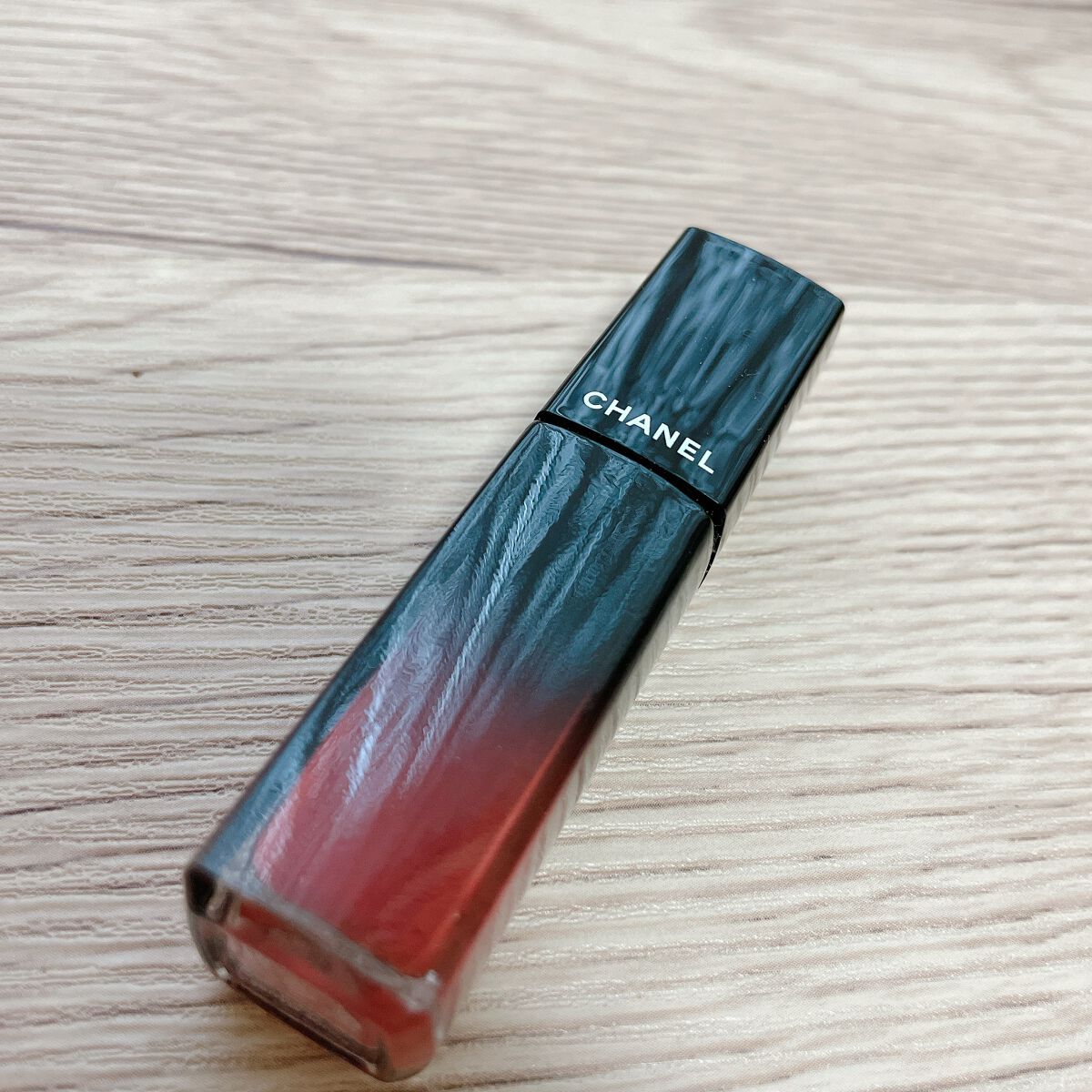 ルージュ アリュール ラック 82 ベージュ コンフィダンシエル/CHANEL/口紅を使ったクチコミ（1枚目）