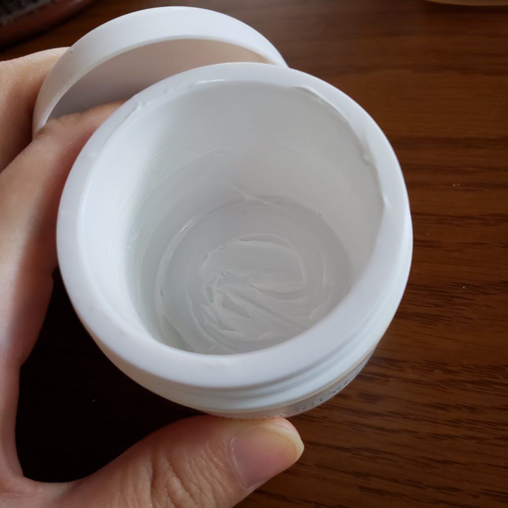 ヌードファンタジーホワイトニングクリーム/CHICAY CHICO/フェイスクリームを使ったクチコミ（2枚目）