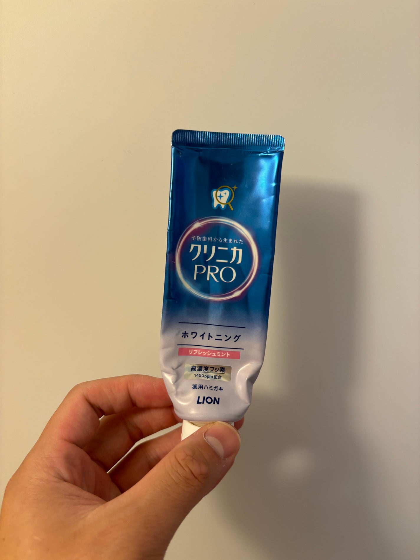 クリニカPRO ホワイトニングハミガキ/クリニカ/歯磨き粉を使ったクチコミ(2枚目)