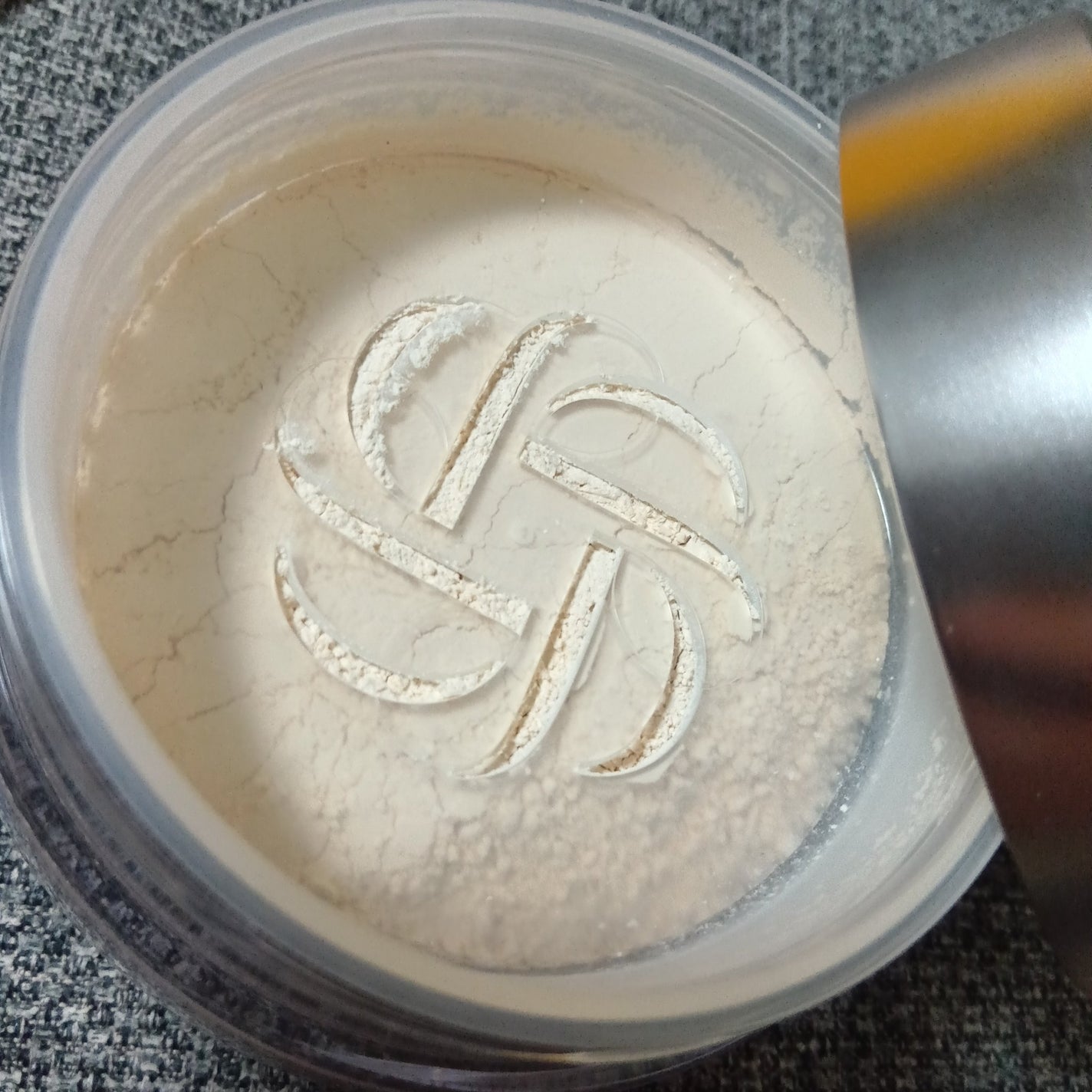 ルース パウダー/DECORTÉ/ルースパウダーを使ったクチコミ(2枚目)