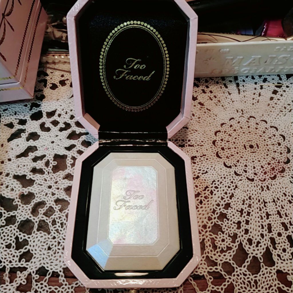 ダイヤモンドライト マルチユース ハイライター/Too Faced/パウダーハイライトを使ったクチコミ（3枚目）