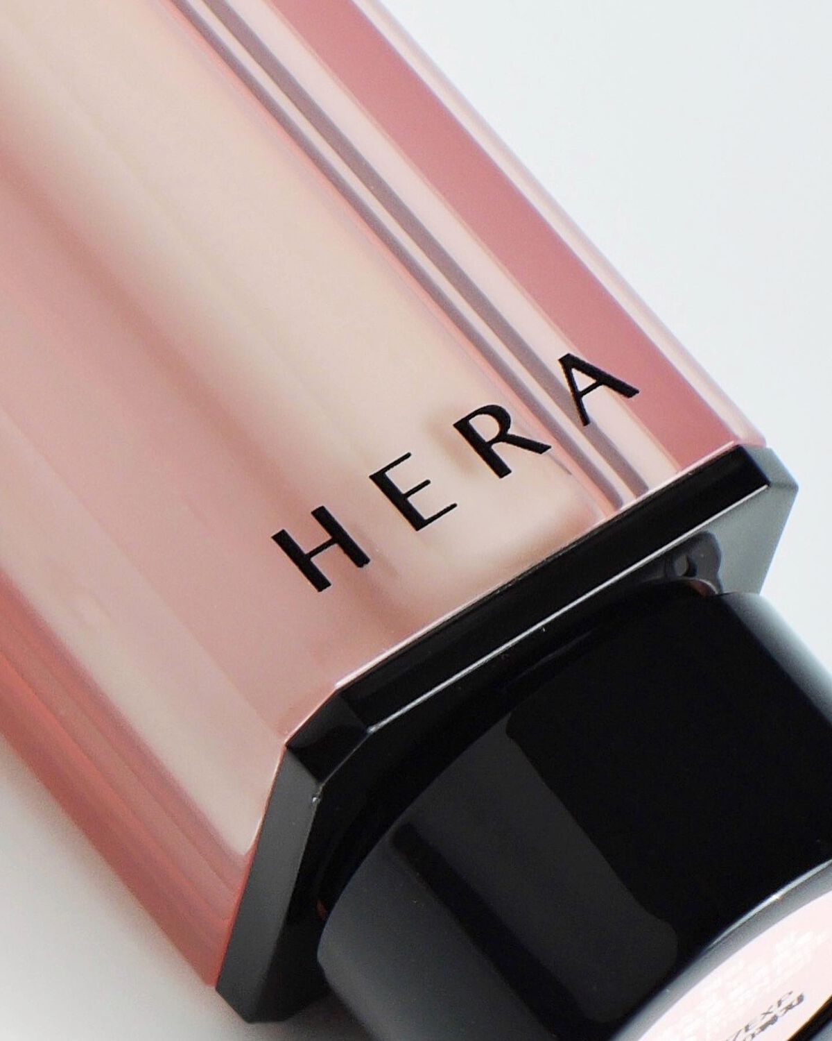 センシュアルスパイシーヌードグロス/HERA/リップグロスを使ったクチコミ（2枚目）