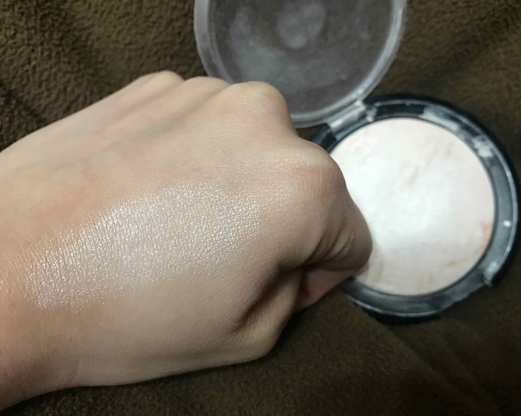 リシェ イルミネート パウダー/Visée/プレストパウダーを使ったクチコミ(2枚目)