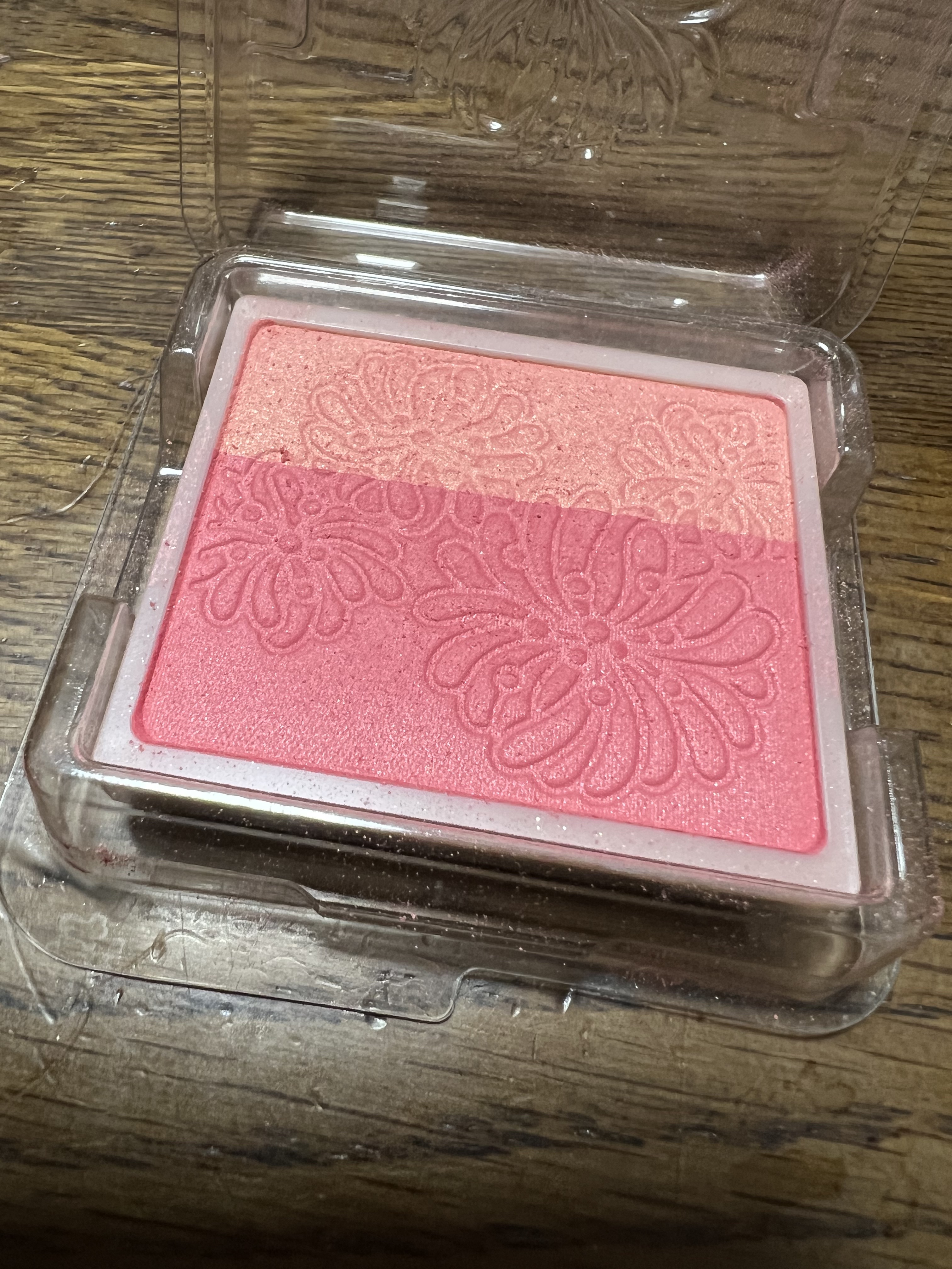 プレスト ブラッシュ/PAUL & JOE BEAUTE/パウダーチークを使ったクチコミ（1枚目）