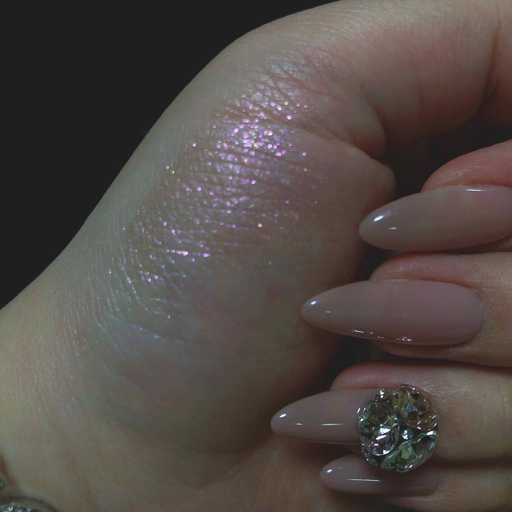 ダズルシャドウ/M・A・C/単色アイシャドウを使ったクチコミ(3枚目)