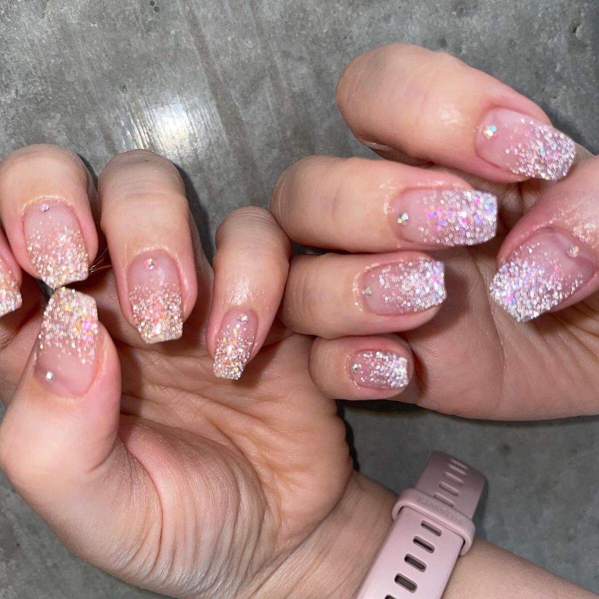 mihi on LIPS 「・初めてのFlashNails🌈夏はやっぱりきらっきらに限る!..」(1枚目)