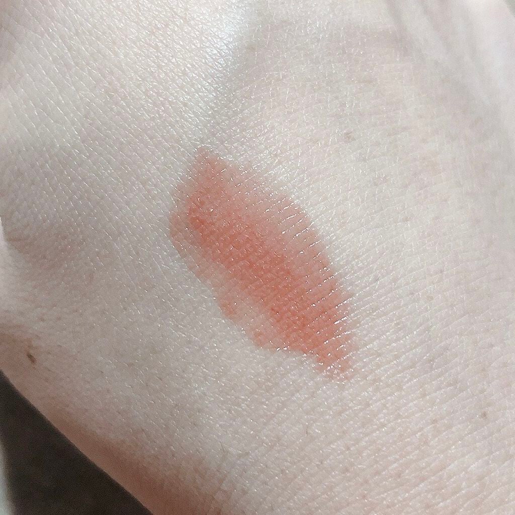 マツさん on LIPS 「一時期カラーリップに沼ってた時の残骸全ては溶かしてひとまとめに..」(2枚目)