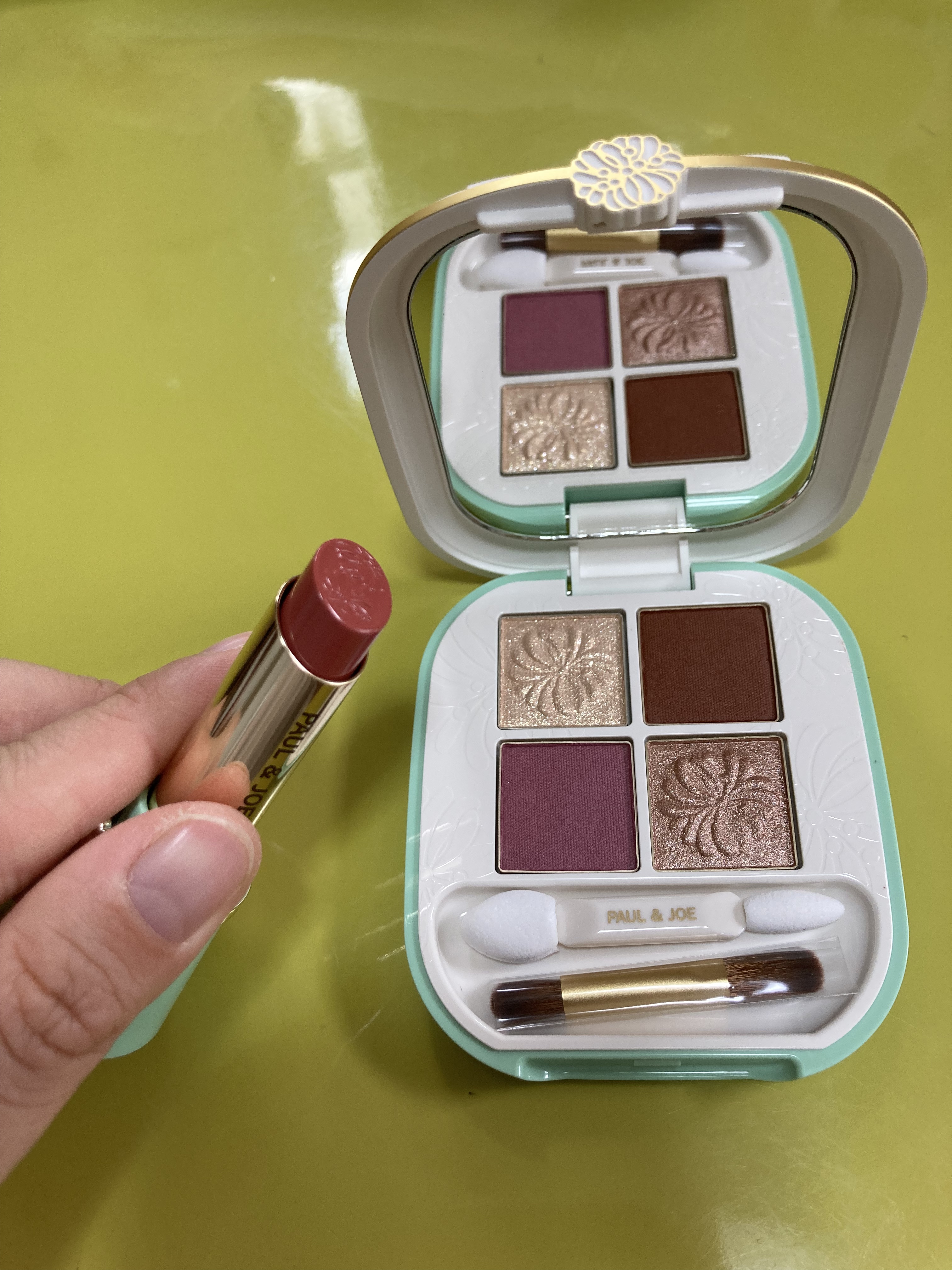 リップスティック/PAUL & JOE BEAUTE/口紅を使ったクチコミ（3枚目）