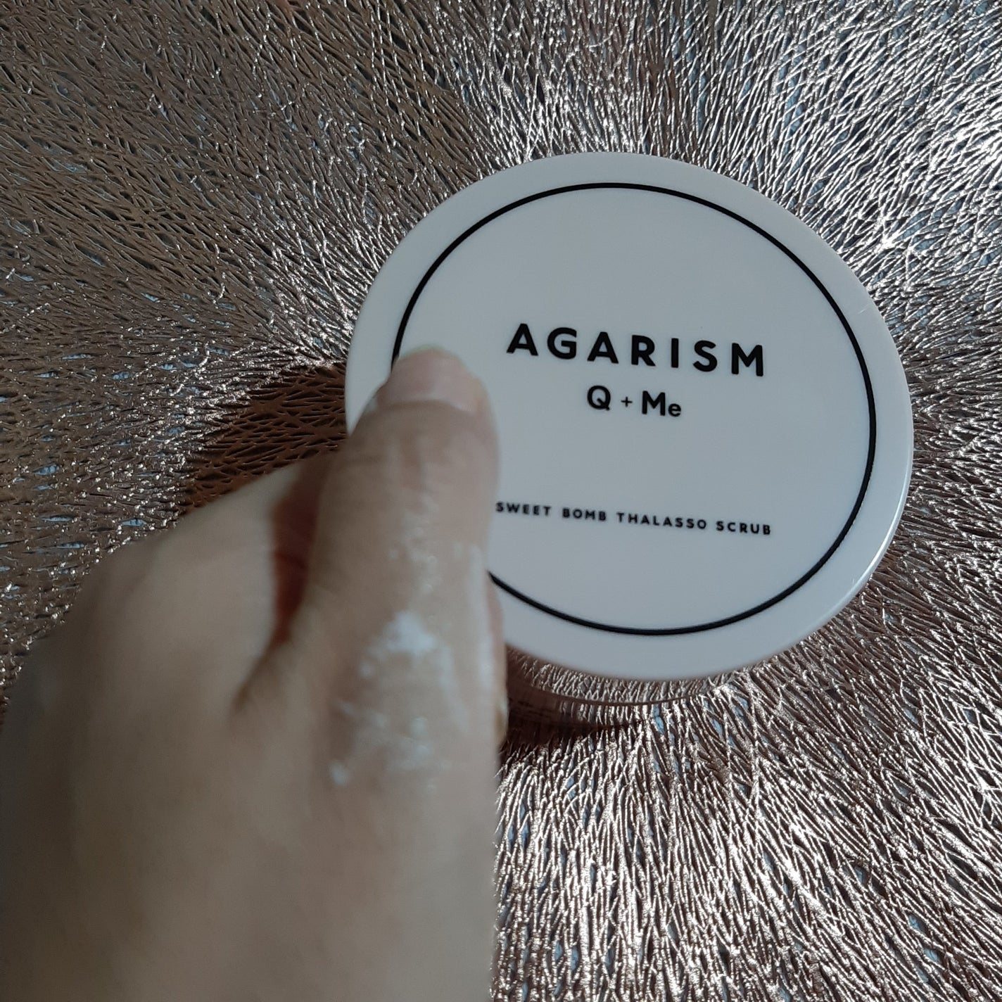 Q+Me スウィート ボム タラソ スクラブ/AGARISM/バスト・ヒップケアを使ったクチコミ(4枚目)