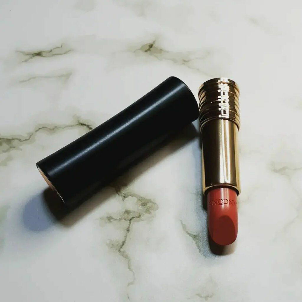 ラプソリュ ルージュ クリーム/LANCOME/口紅を使ったクチコミ(2枚目)