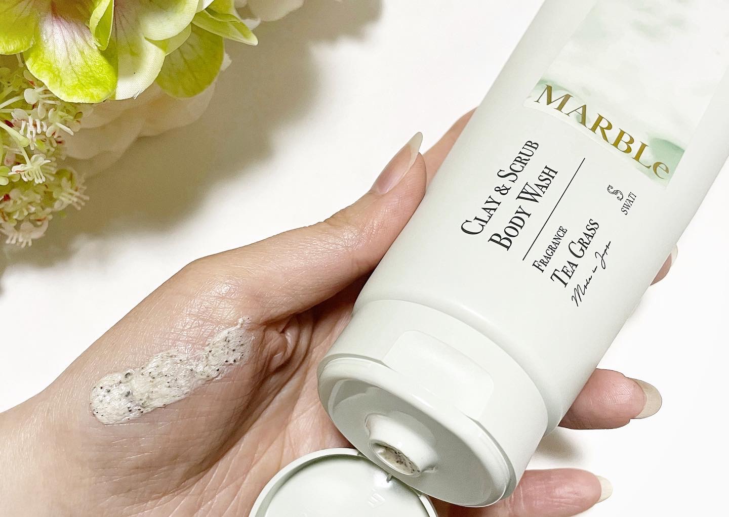 CLAY ＆ SCRUB BODY WASH/SWATi MARBLe/ボディスクラブを使ったクチコミ（2枚目）