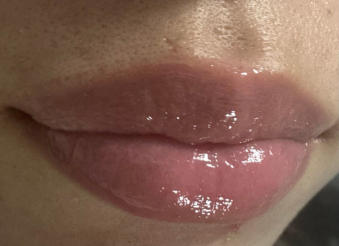 グラスティングカラーグロス/rom&nd/リップグロスを使ったクチコミ(4枚目)