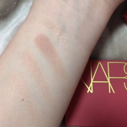 ライトリフレクティング クワッドアイシャドー 03732/NARS/アイシャドウパレットを使ったクチコミ(3枚目)
